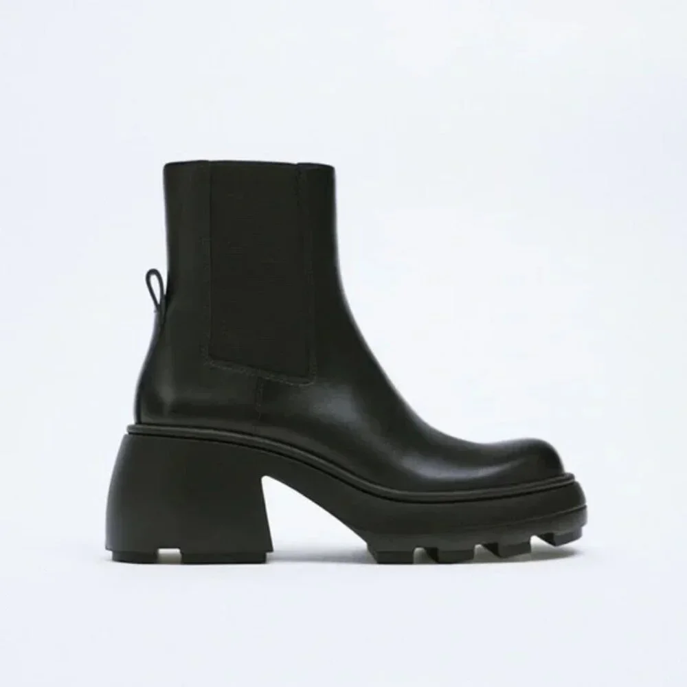 Zara Black Platform Chelsea Boots